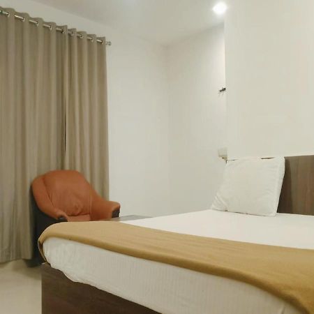 Olive Resort - Spacious 7 Bhk Ac Rooms With 1 Acre Garden, Swimming Pool And Outdoor Games Chennai Eksteriør billede